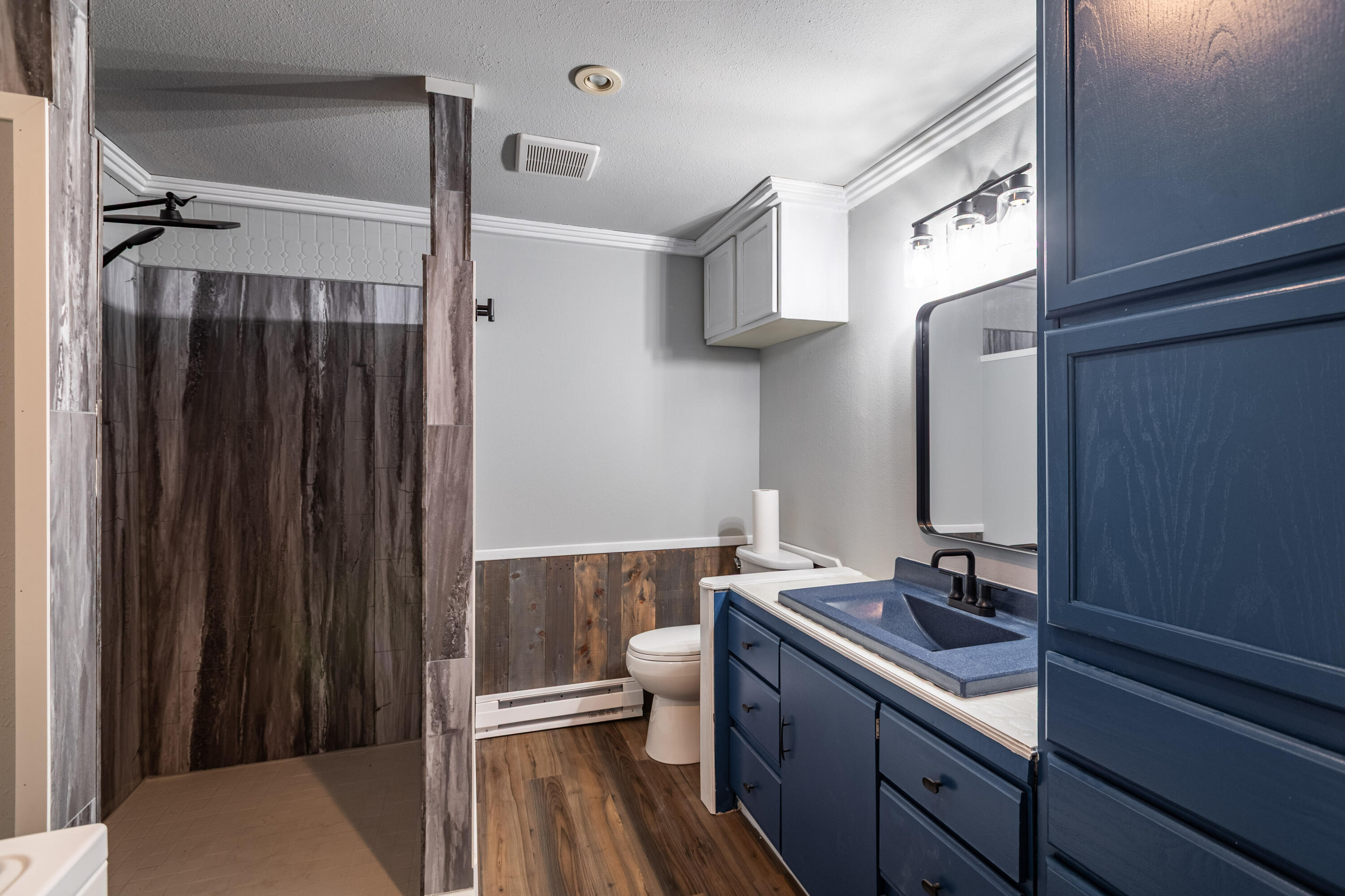 615 Alpine Lane, Unit 2 Holmen, WI 54636 - Photo 12 of 17 C24I3060-HDR