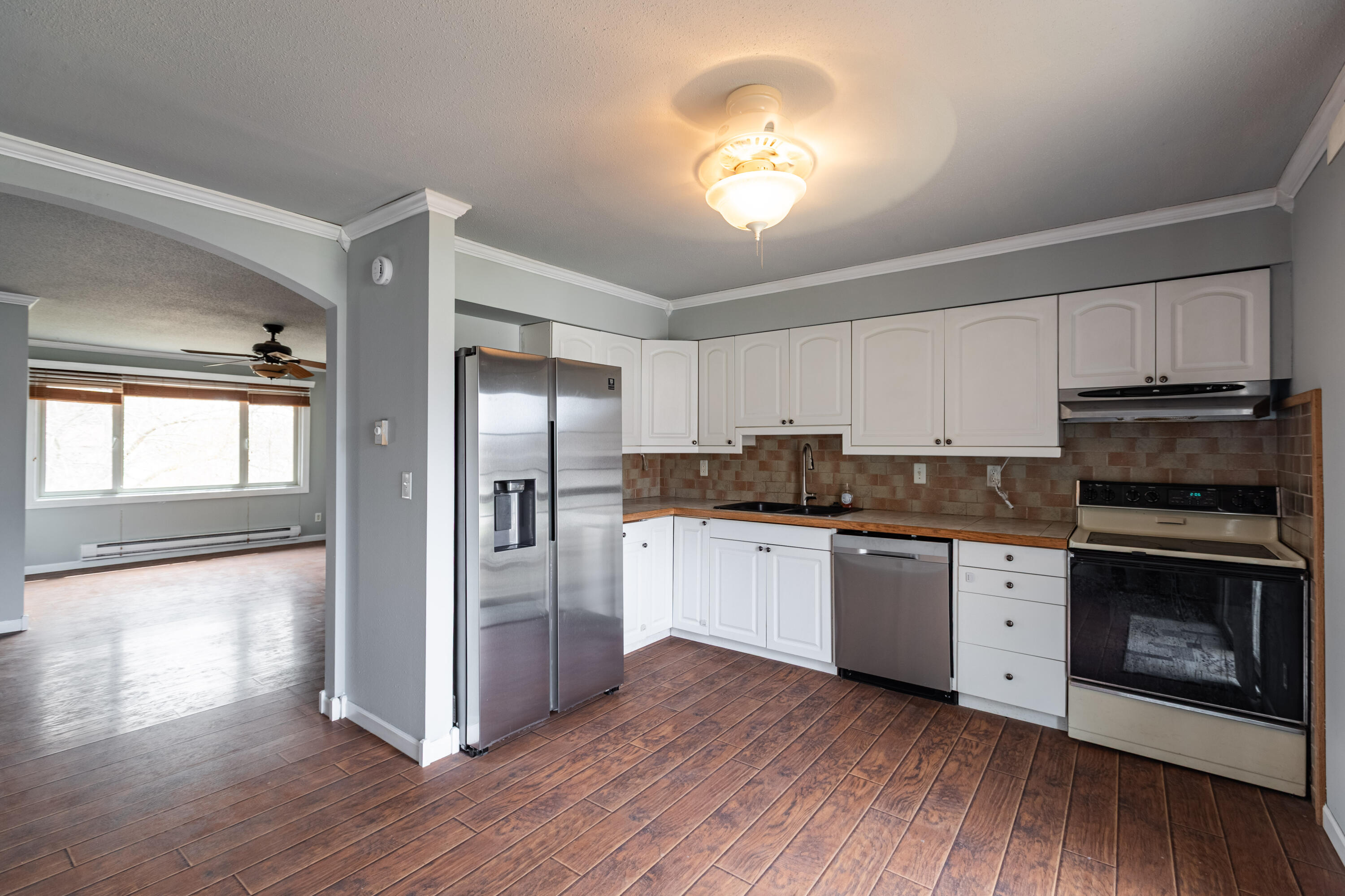 615 Alpine Lane, Unit 2 Holmen, WI 54636 - Photo 5 of 17 C24I3045-HDR