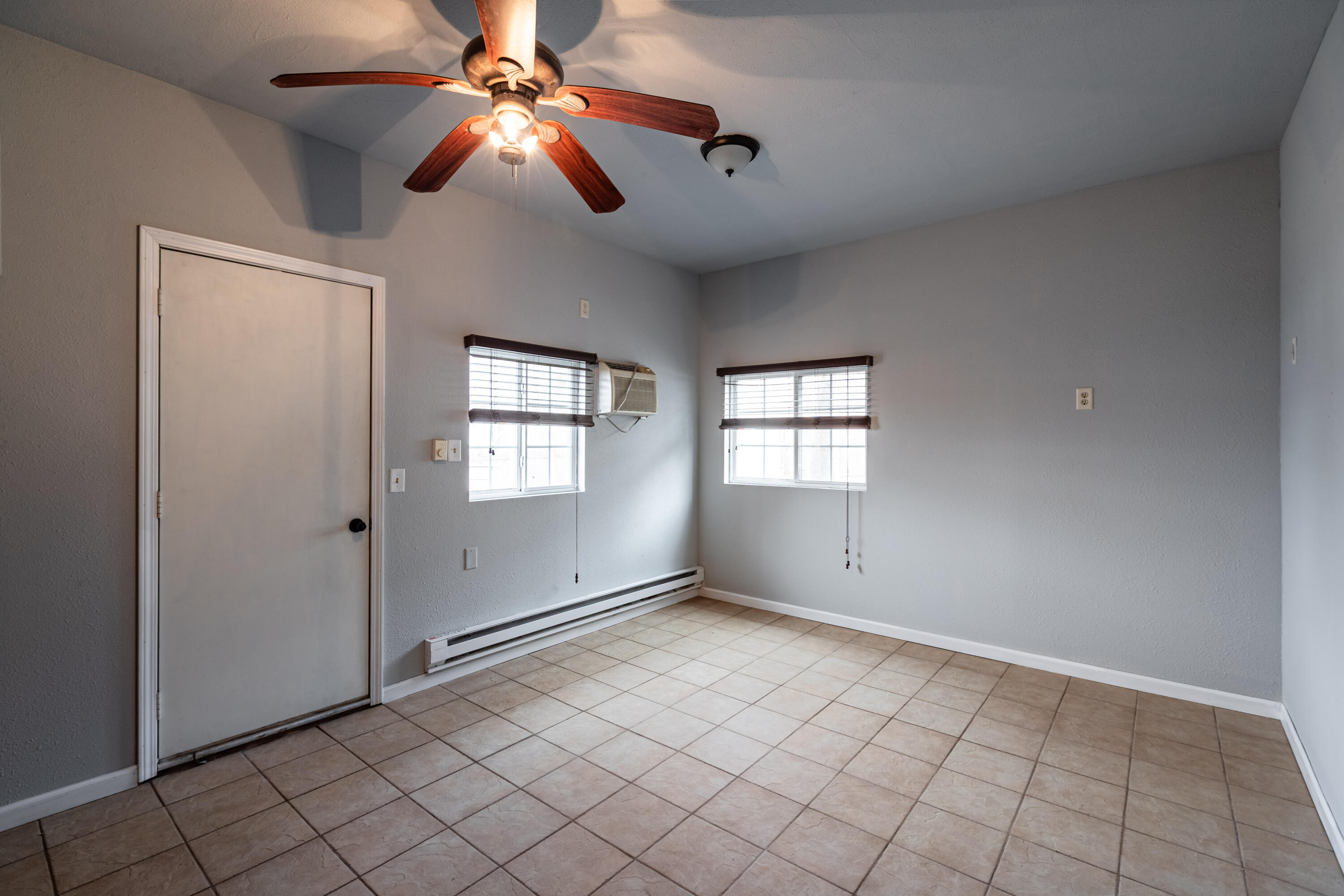 615 Alpine Lane, Unit 2 Holmen, WI 54636 - Photo 8 of 17 C24I3048-HDR