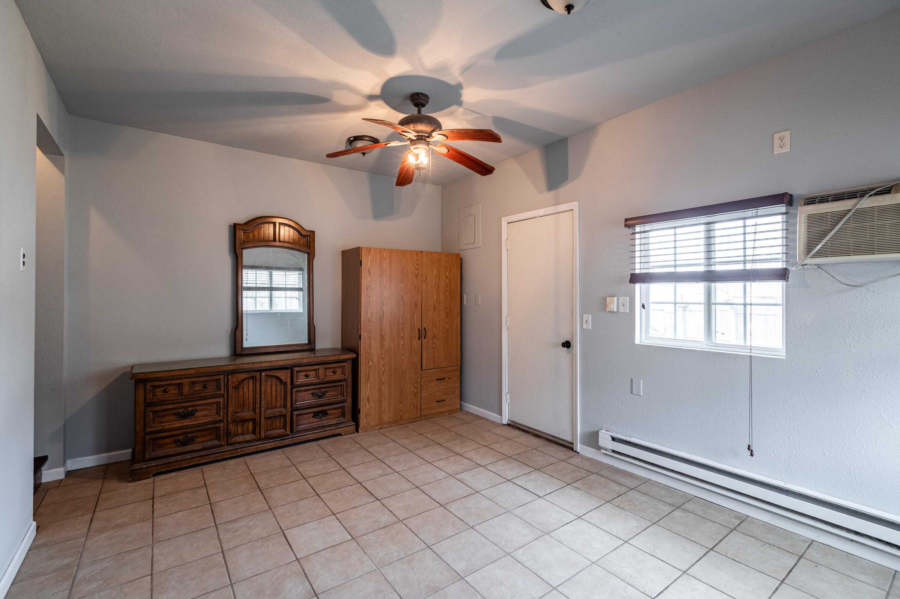 615 Alpine Lane, Unit 2 Holmen, WI 54636 - Photo 9 of 17 C24I3051-HDR