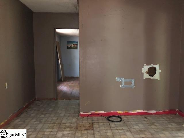 124 Robin Hood Road Taylors, SC 29687 - Photo 11 of 20