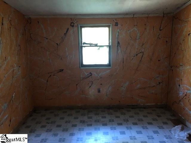 124 Robin Hood Road Taylors, SC 29687 - Photo 12 of 20