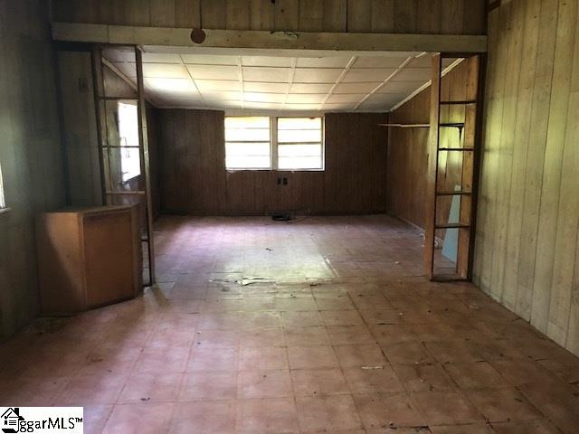 124 Robin Hood Road Taylors, SC 29687 - Photo 9 of 20