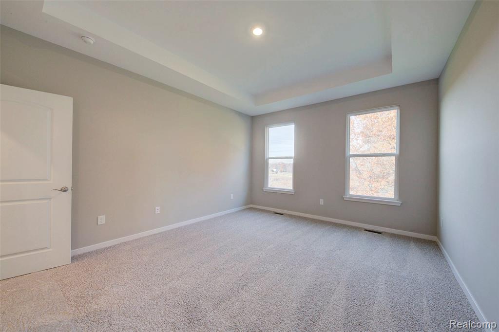 2014 Shale Drive Howell, MI 48843 - Photo 18 of 36