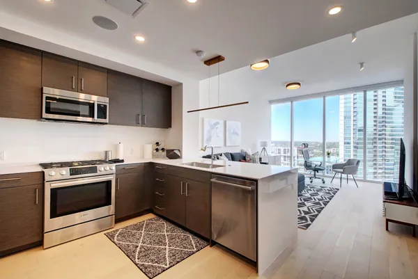 $3,750 | 301 West Avenue, Unit 1703, Austin, TX 78701
