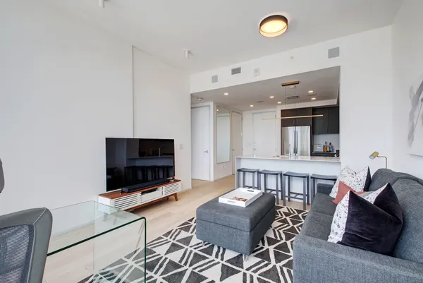 $3,750 | 301 West Avenue, Unit 1703, Austin, TX 78701
