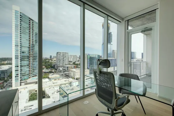 $3,750 | 301 West Avenue, Unit 1703, Austin, TX 78701
