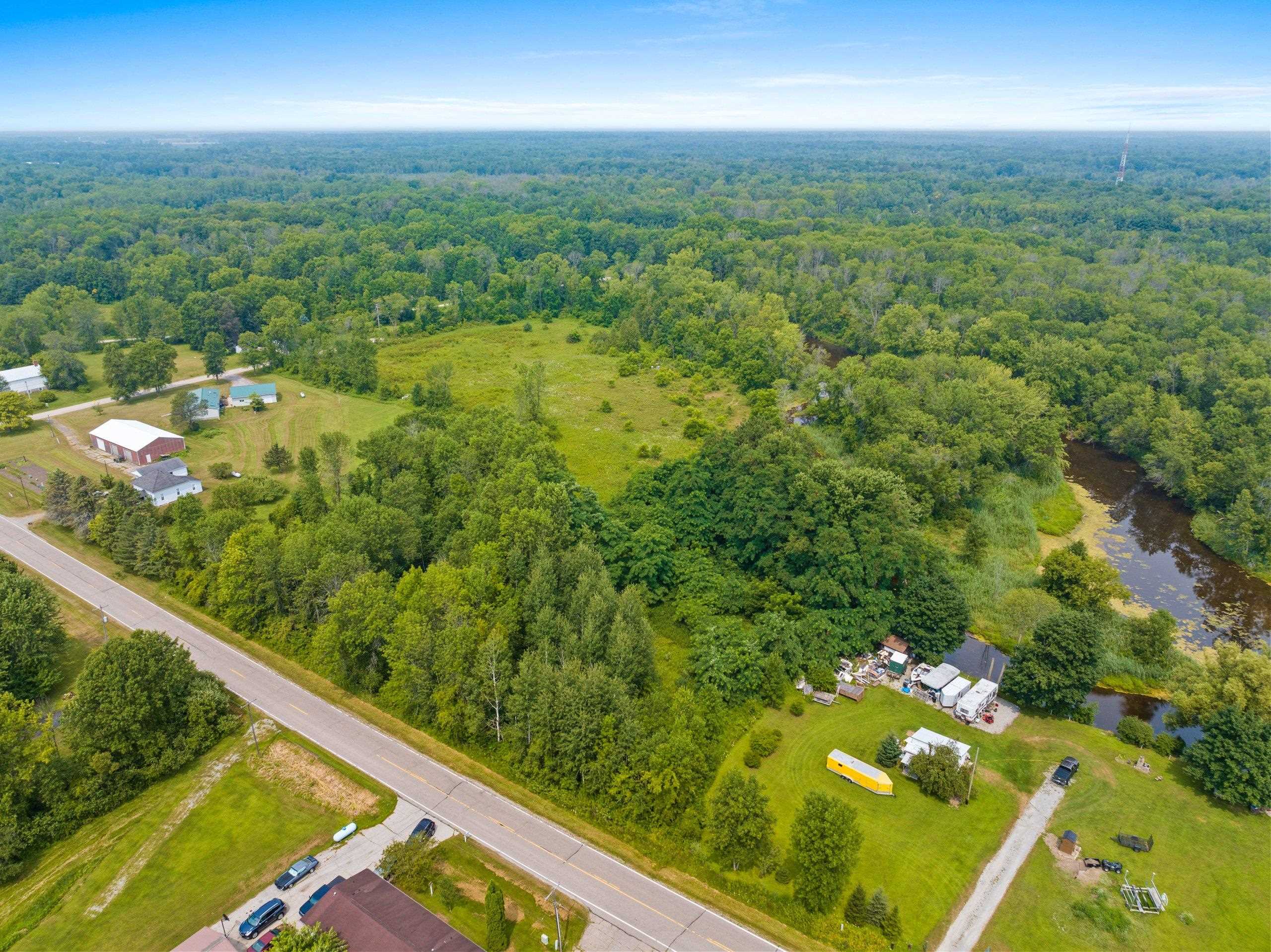 Topel Road Oconto, WI 54153 - Photo 6 of 38