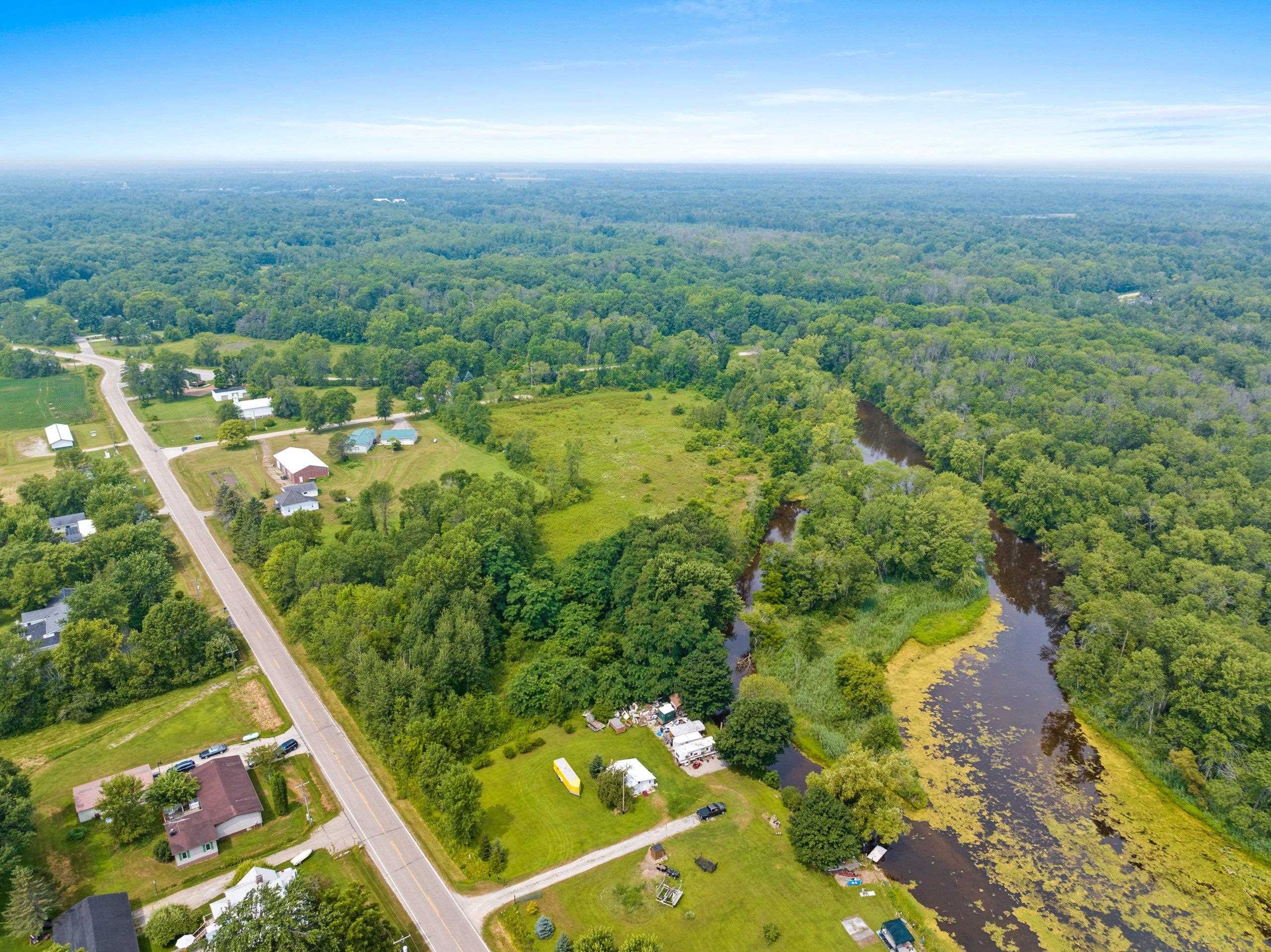 Topel Road Oconto, WI 54153 - Photo 7 of 38