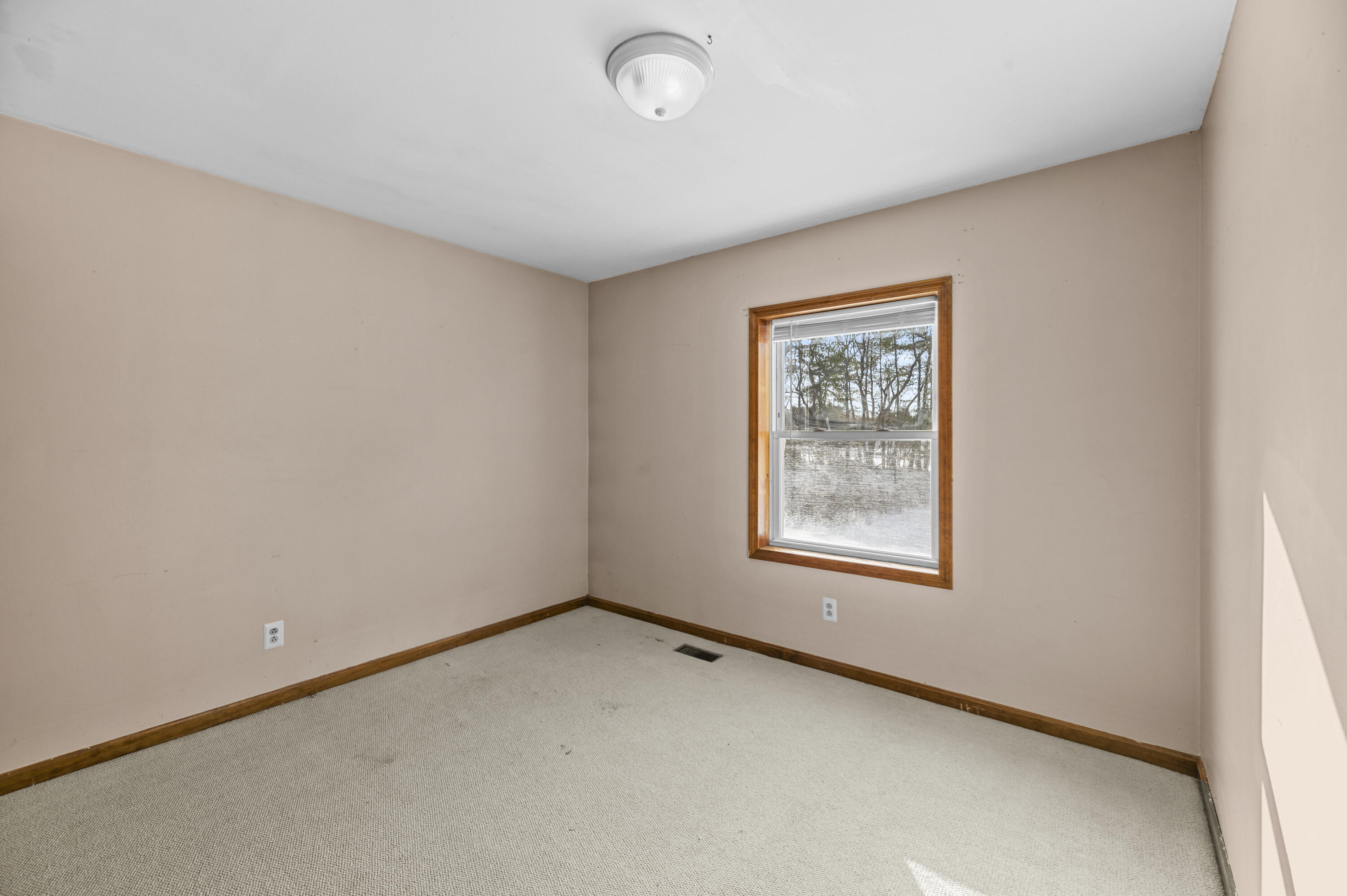 10 Brookview Drive Randolph, ME 04346 - Photo 6 of 25 Bedroom 2