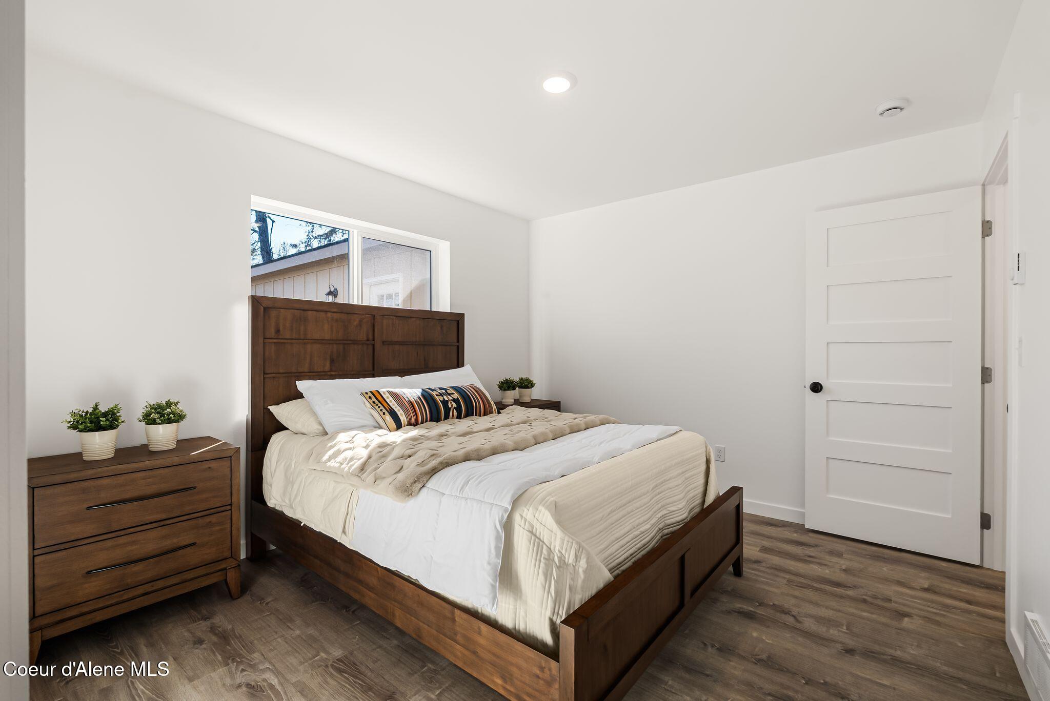 375 Jasper Loop Ponderay, ID 83852 - Photo 17 of 35 17_DSC05560