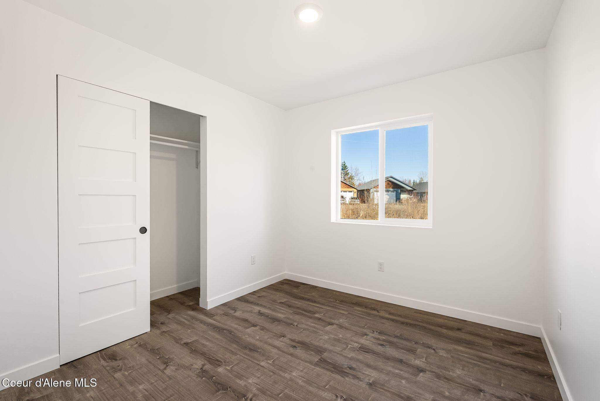 375 Jasper Loop Ponderay, ID 83852 - Photo 7 of 35 7_DSC05460