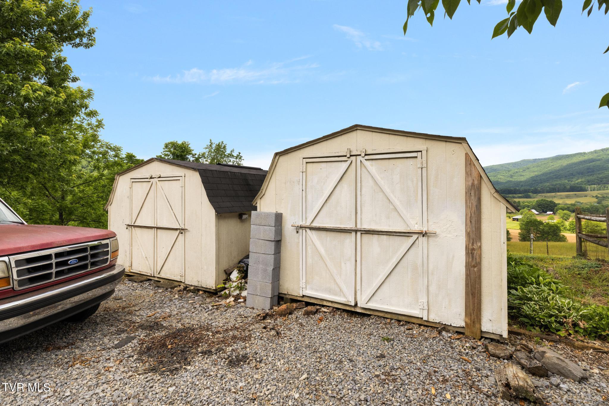 195 Estep Hollow Road Elizabethton, TN 37643 - Photo 63 of 69 IMG_7307