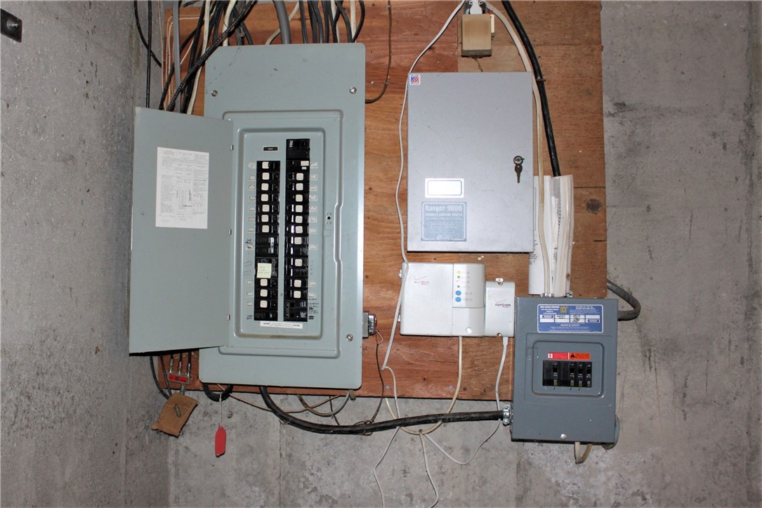 177 Scott Road Cumberland, RI 02864 - Photo 37 of 43 200 Amp Service