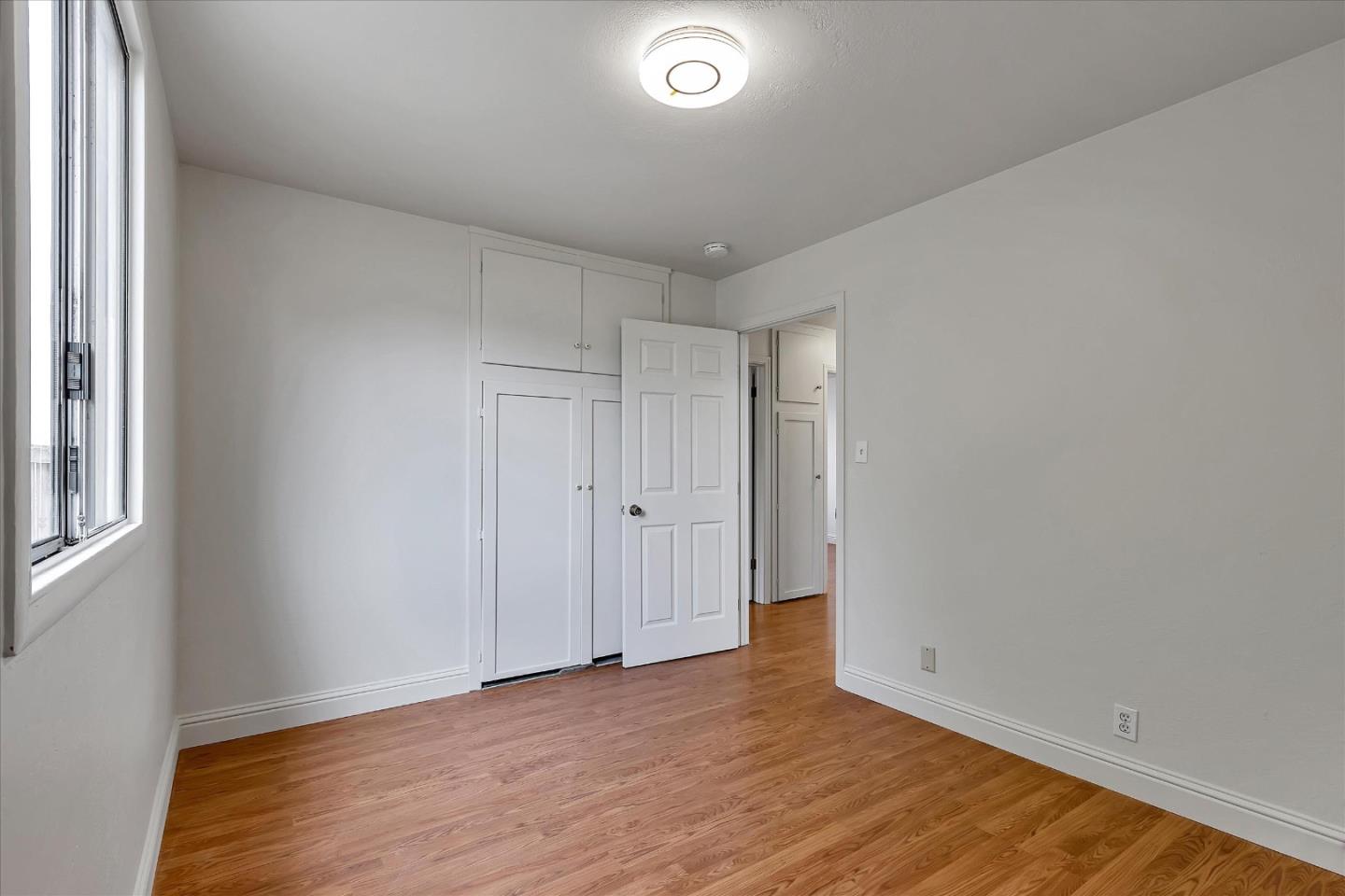 728 Arguello Boulevard Pacifica, CA 94044 - Photo 18 of 34 a view of an empty room