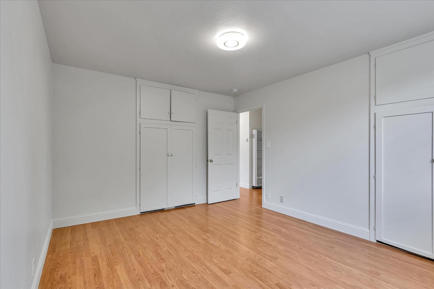 728 Arguello Boulevard Pacifica, CA 94044 - Photo 21 of 34 a view of an empty room