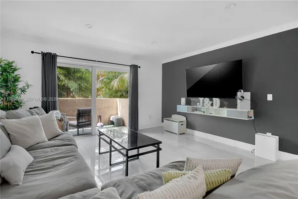 $320,000 | 9956 Southwest 88th Street, Unit 1281, Miami, FL 33176