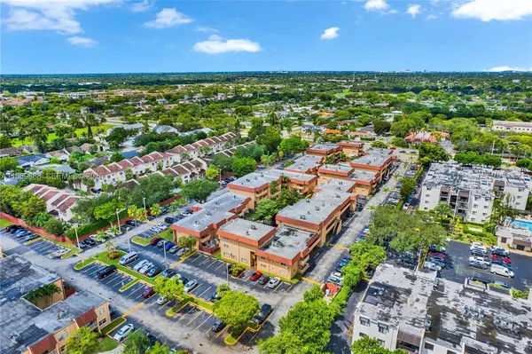 $320,000 | 9956 Southwest 88th Street, Unit 1281, Miami, FL 33176