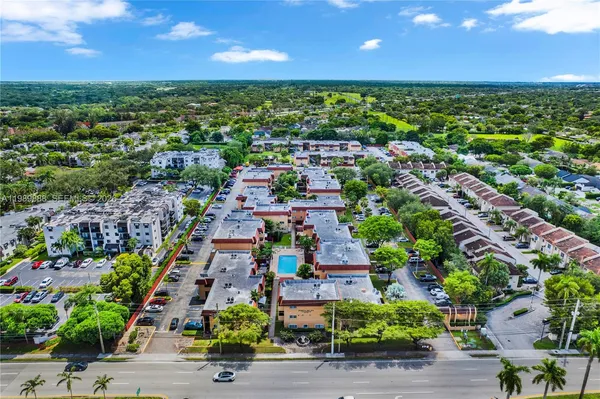 $320,000 | 9956 Southwest 88th Street, Unit 1281, Miami, FL 33176