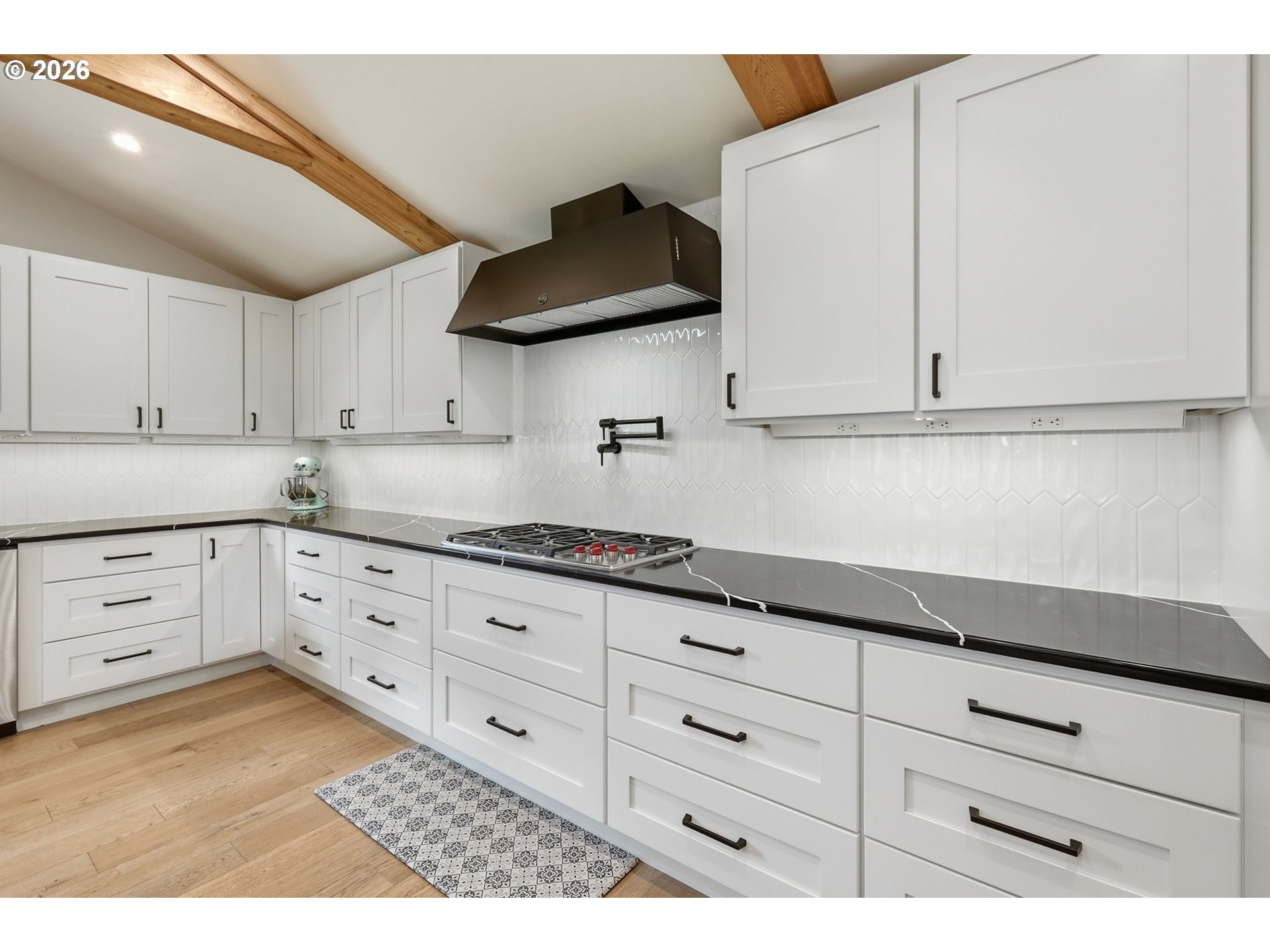2010 Valhalla Street Eugene, OR 97401 - Photo 14 of 48