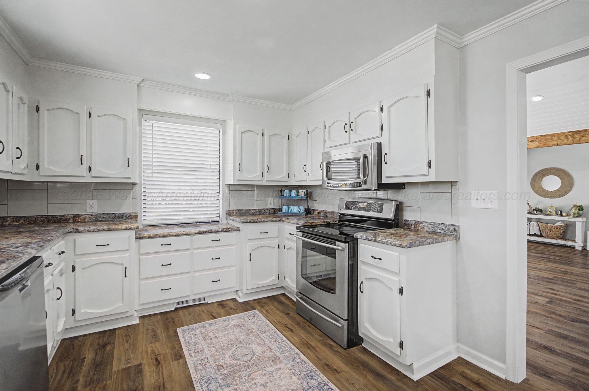1221 Old Duncan Bridge Road Jasper, AL 35504 - Photo 13 of 46 Kitchen