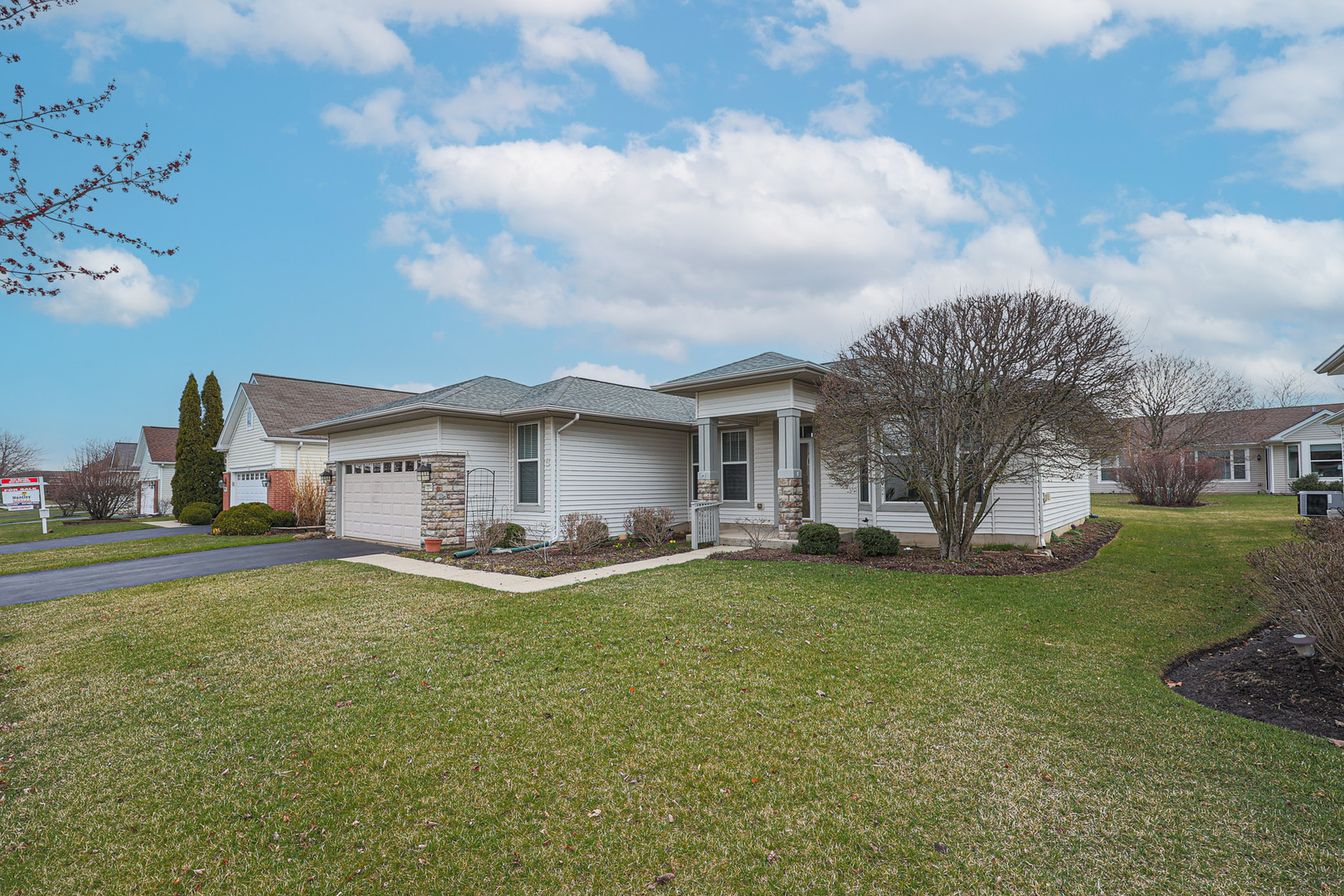 12214 Plum Grove Road Huntley, IL 60142 - Photo 1 of 26 Gallery Image 1