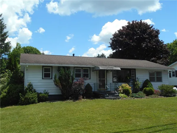 $179,900 | 190 North Fulton Street, Auburn, NY 13021