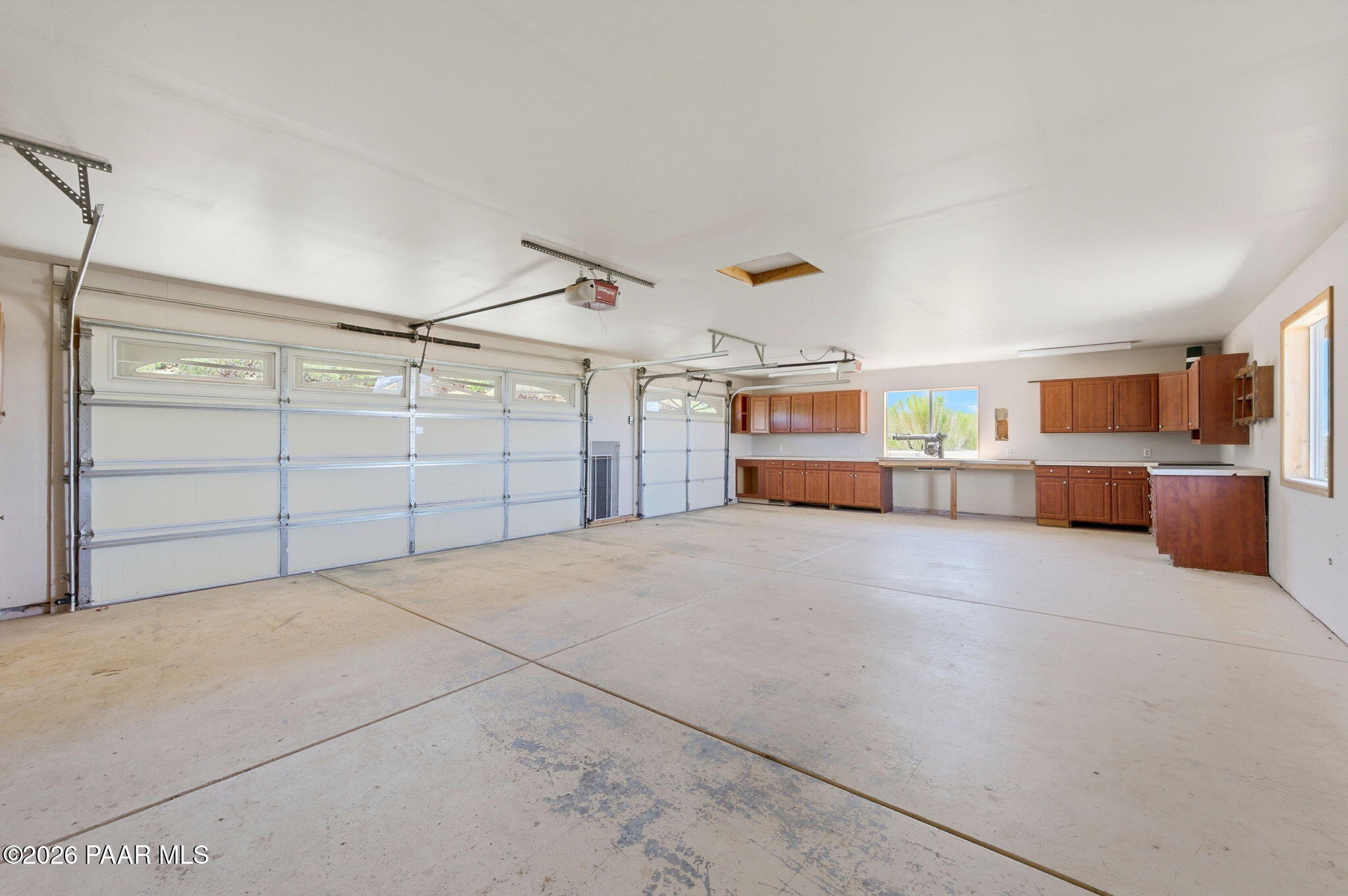 1670 Trinity Lane Dewey, AZ 86327 - Photo 30 of 39 30-Garage Interior
