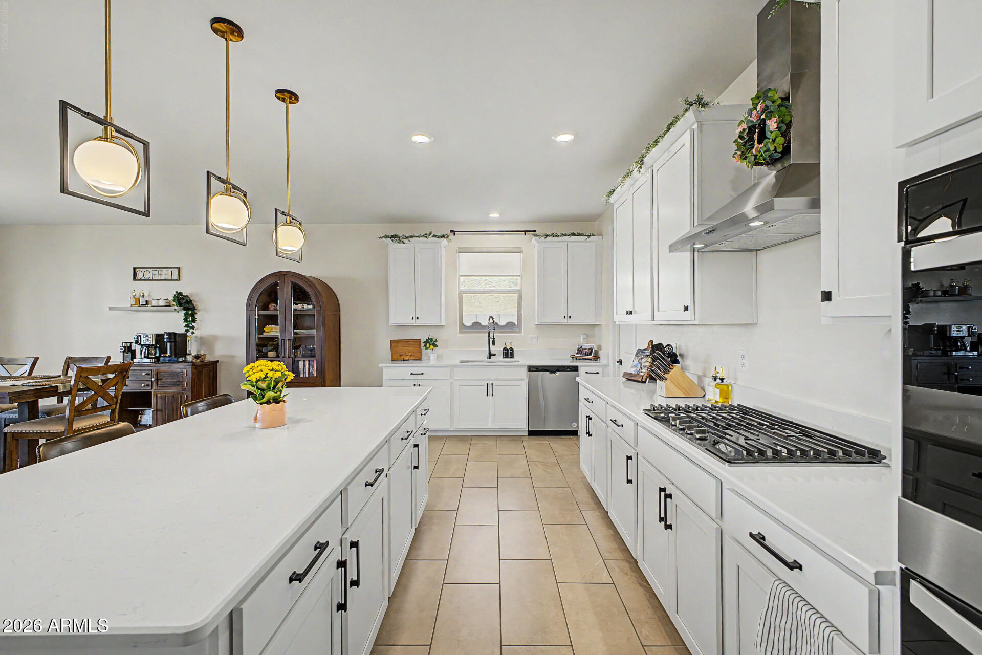2540 West Grenadine Road Phoenix, AZ 85041 - Photo 21 of 69 Gas Stove