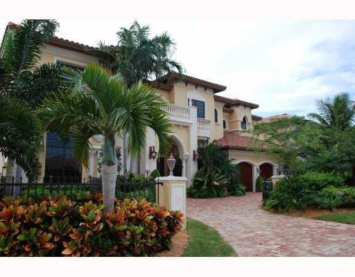 2430 Northeast 35th Street Lighthouse Point, FL 33064 - Photo 1 of 15 Exterior Front