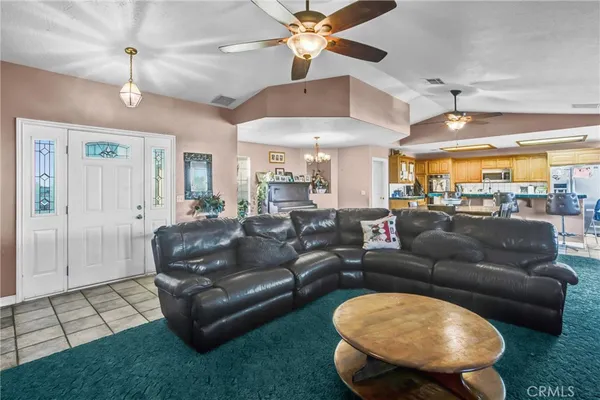 $560,000 | 10439 Mesa Street, Oak Hills, CA 92344