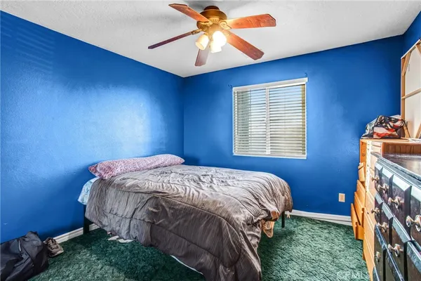$560,000 | 10439 Mesa Street, Oak Hills, CA 92344