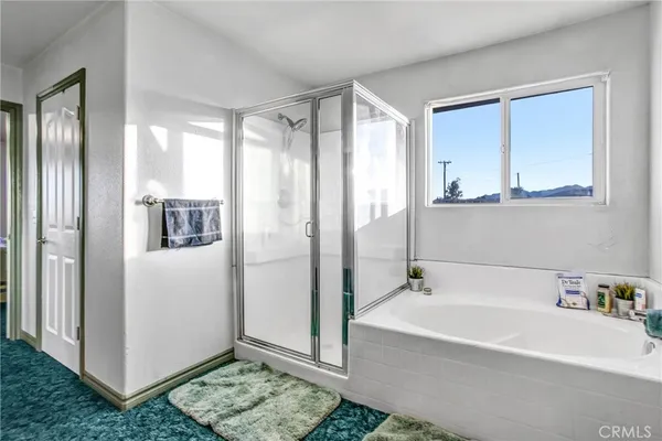 $560,000 | 10439 Mesa Street, Oak Hills, CA 92344