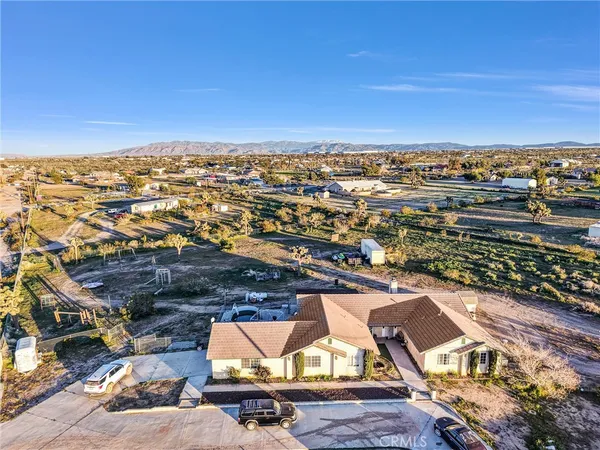 $560,000 | 10439 Mesa Street, Oak Hills, CA 92344