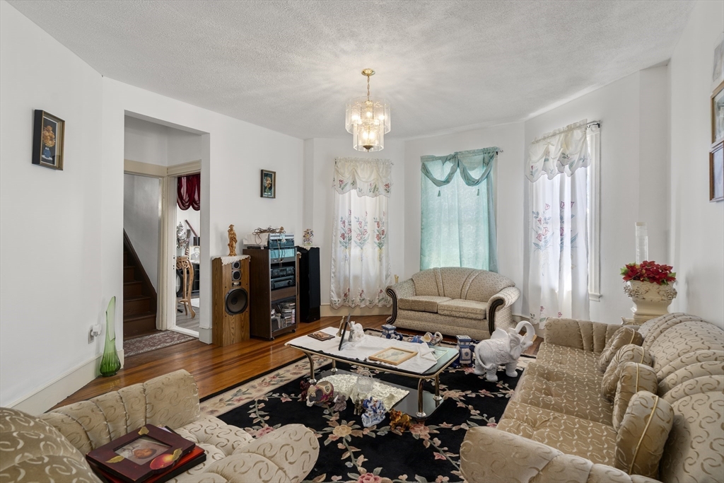 87 Hamilton Street Boston, MA 02125 - Photo 12 of 39