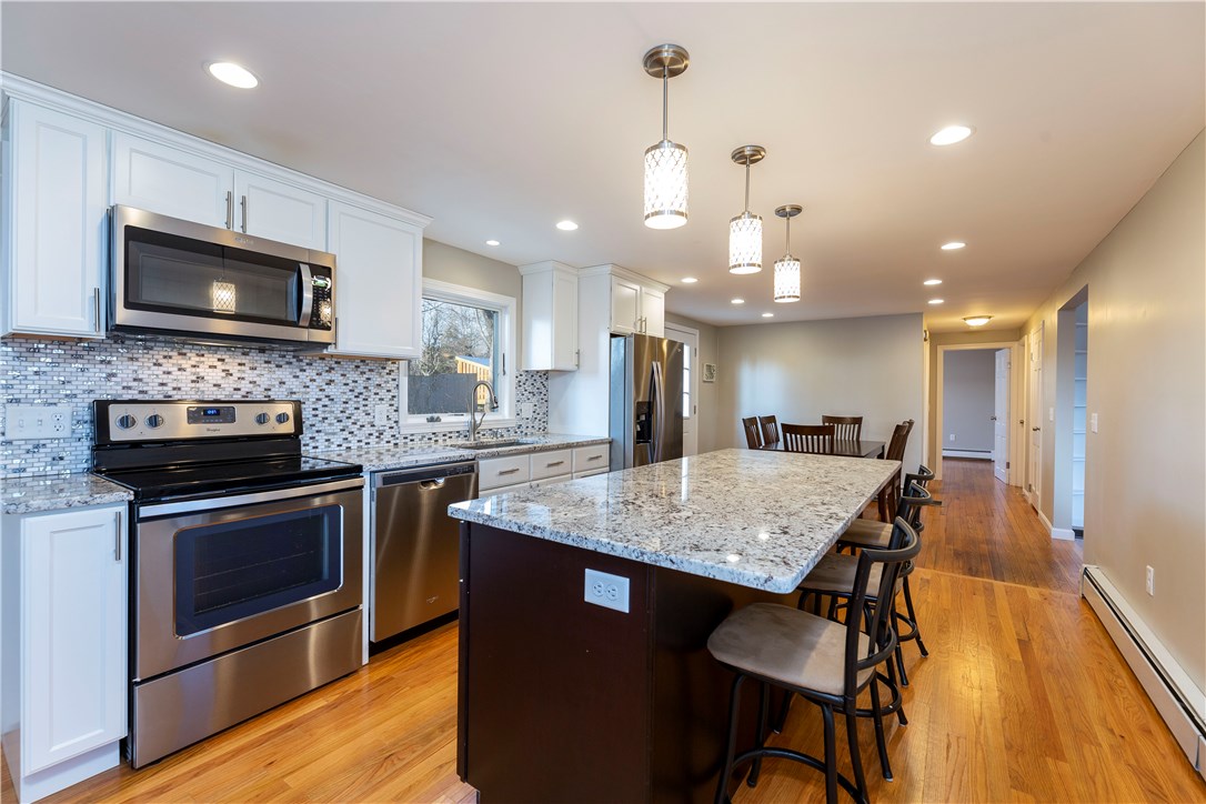 47 Langworthy Road Westerly, RI 02891 - Photo 8 of 28