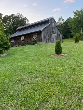 $700,000 | 1066 River Road, Kingston, TN 37763