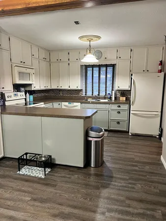 $209,900 | 806 1st Avenue, Madison, MN 56256