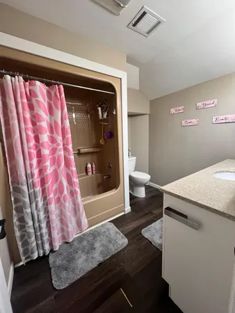 $209,900 | 806 1st Avenue, Madison, MN 56256