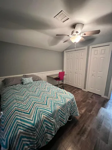 $209,900 | 806 1st Avenue, Madison, MN 56256