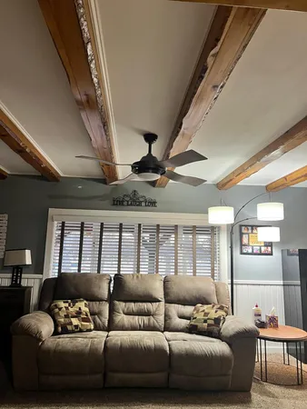 $209,900 | 806 1st Avenue, Madison, MN 56256