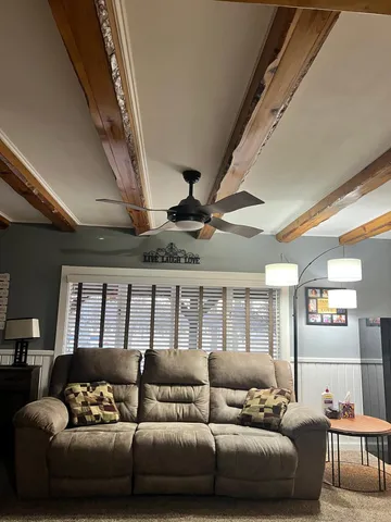 $209,900 | 806 1st Avenue, Madison, MN 56256