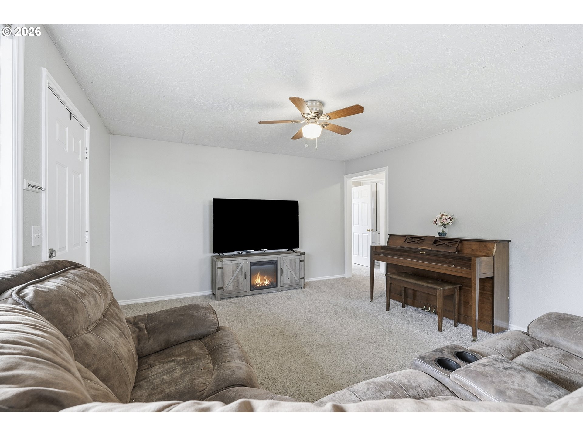 1401 Pierce Street Oregon City, OR 97045 - Photo 13 of 36