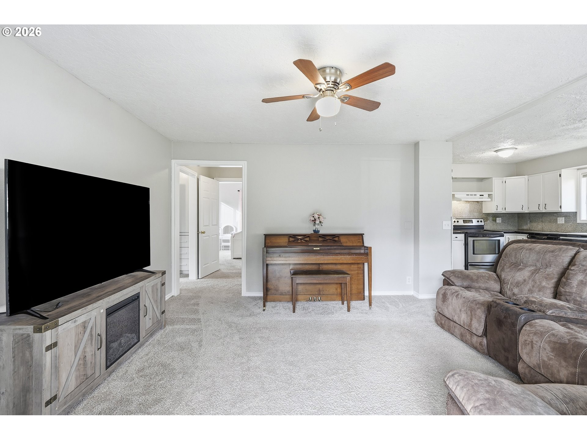 1401 Pierce Street Oregon City, OR 97045 - Photo 8 of 36