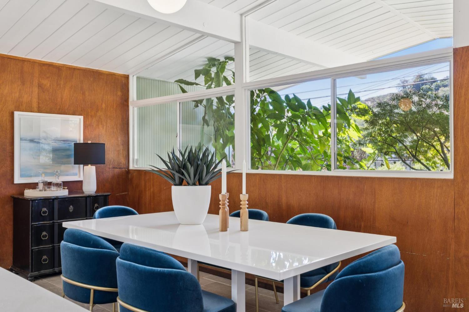 964 Del Ganado Road San Rafael, CA 94903 - Photo 24 of 51 Gallery Image 24