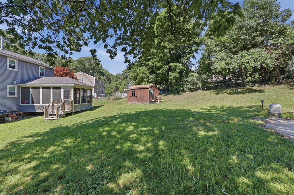 251 Totman Road Lowell, MA 01854 - Photo 37 of 40 Gallery Image 37