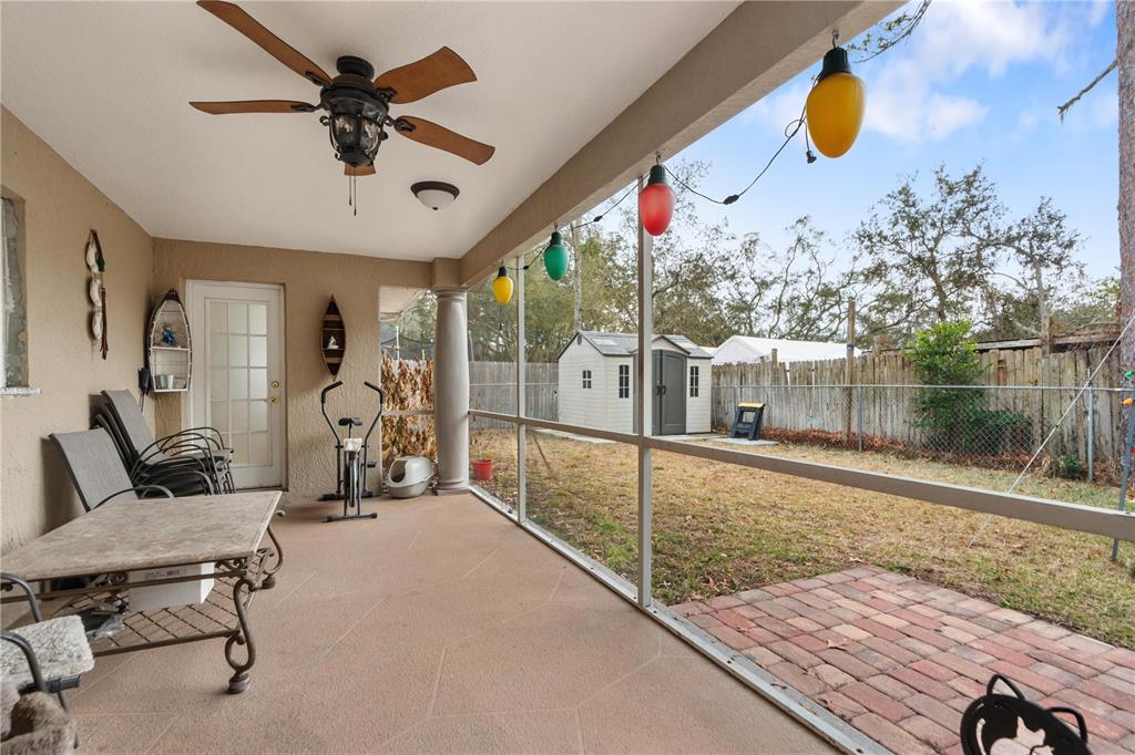 7466 Apache Trail Spring Hill, FL 34606 - Photo 4 of 27 a living room with couch