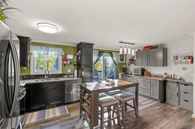 $250,000 | 8221 Lucchesi Drive, Clay, NY 13041