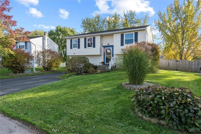 $250,000 | 8221 Lucchesi Drive, Clay, NY 13041