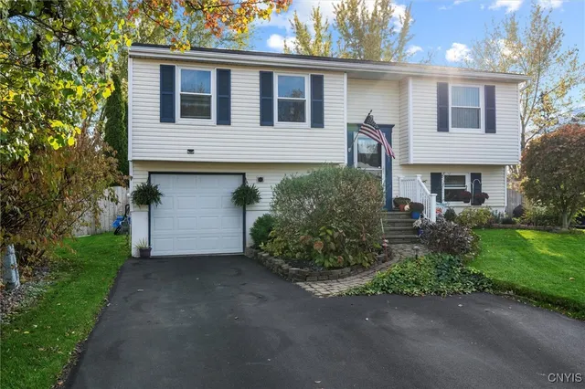 $250,000 | 8221 Lucchesi Drive, Clay, NY 13041
